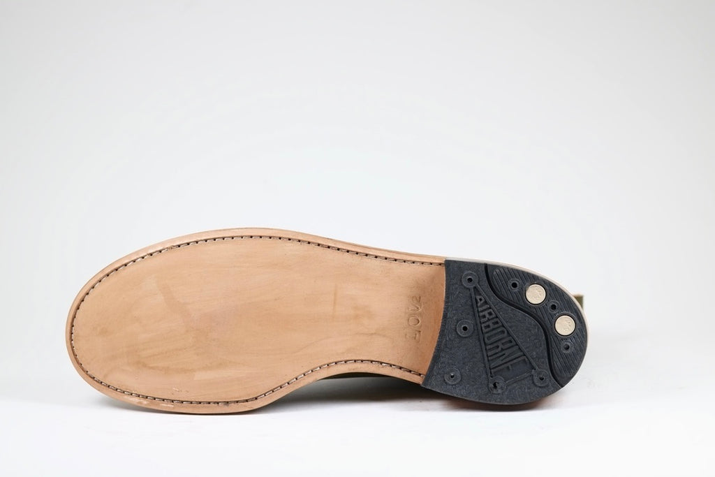 Monkey Olive Green, Horween Essex